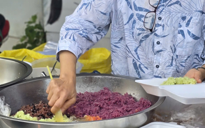 A Packet of Sticky Rice – A World of Memories